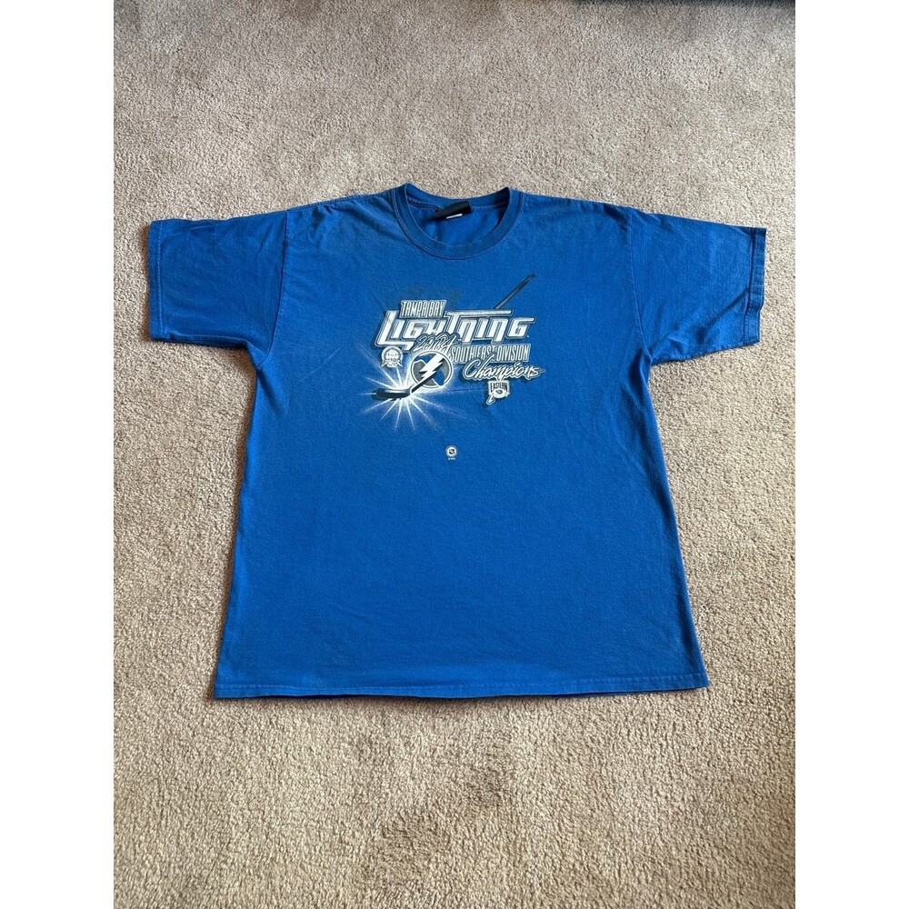 Vintage Tampa Bay Lightning 2004 Men’s NHL Graphic Tee Size XL